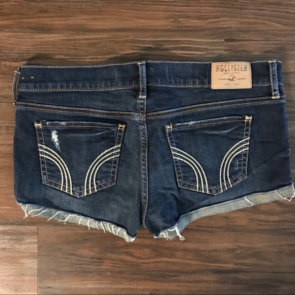 Hollister denim shorts - Picture 2 of 2
